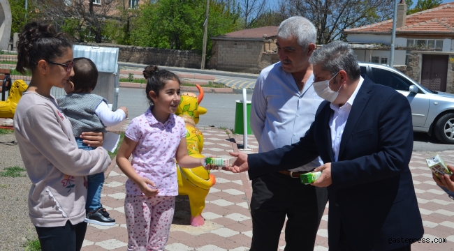 Kayseri Bünyan'da Parklara Akın Eden Çocukları Başkan Özkan Altun Karşıladı