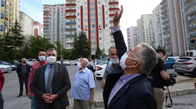 Kayseri Büyükşehir Belediye Başkanı Dr. Memduh Büyükkılıç, Hem Bayram Kutladı, Hem Uyardı!
