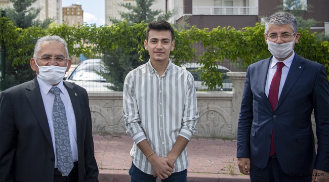 Kayseri'de Başkanlardan Şehit Ailelerine Anlamlı Ziyaret!