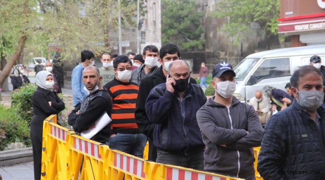Kayseri'de kısıtlama sonrası yoğunluk