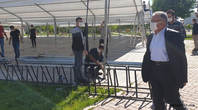 Kayseri'de Memduh Başkan Cuma Namazı Öncesinde Alınan Tedbirleri Yerinde İnceledi!