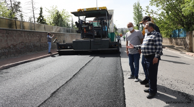 Kayseri Talas Belediyesi yaz gelmesiyle yol yapım ve asfalt çalışmalarına hız verdi. 
