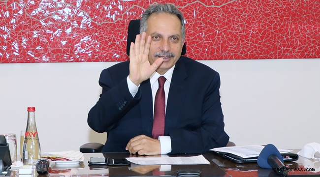 Kayseri Talas'da Başkan Mustafa Yalçın, Video Konferansla Bayramlaştı!