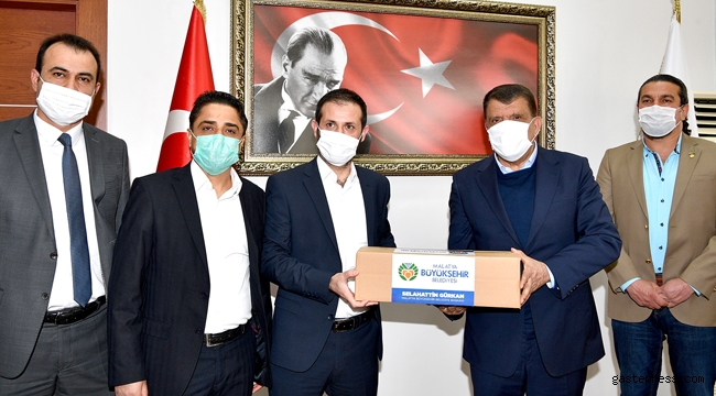 Malatya Berberler ve Kuaförler Esnaf Odasından Başkan Gürkan'a teşekkür ziyareti!