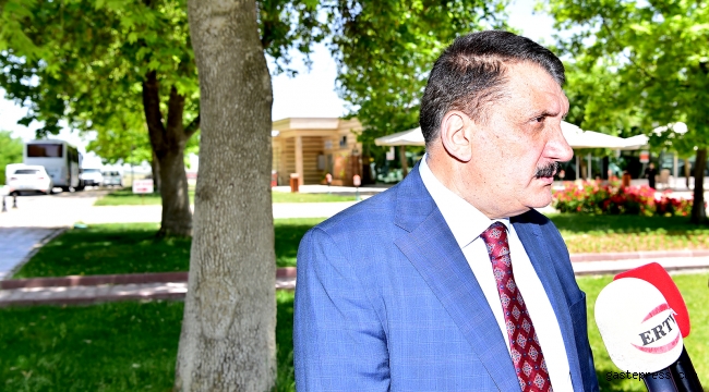 Malatya Büyükşehir Belediye Başkanı Gürkan, Ramazan Bayramı öncesi şehir mezarlığını ziyaret etti