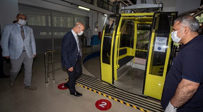 Başkan Soyer İzmir'de yeniden açılan Teleferik tesislerini gezdi!