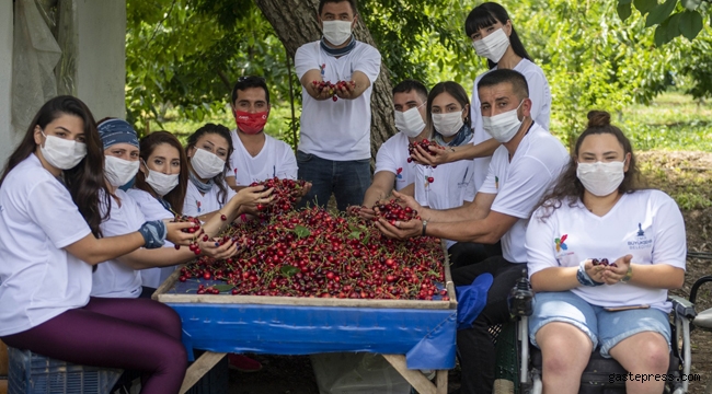 İzmir&#039;de Başkan Tunç Soyer’in çağrısıyla Gönülleri fethettiler!