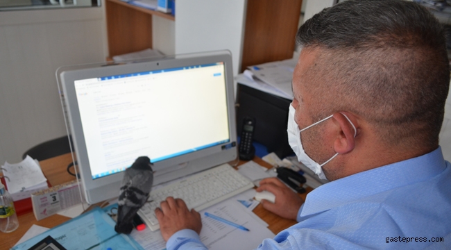 Kayseri Bünyan'da Yavru Güvercini Belediye Personeli Büyütüyor!
