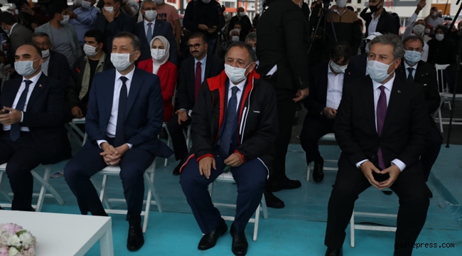 Kayseri Melikgazi Belediyesi 208 Aileyi Evlerine Kavuşturdu!