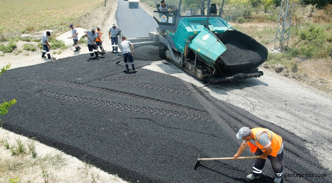 Adana Büyükşehir asfalt çalışmalarını kararlılıkla sürdürüyor!