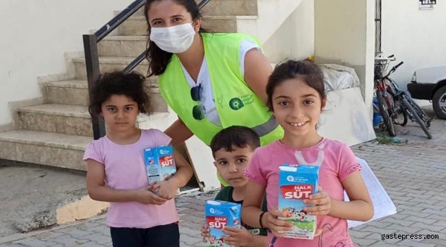Antalya'da Halk Süt’ler ilçelerde de dağıtılıyor!