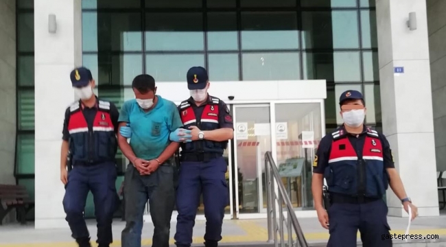 Eşini, balkondan atarak öldürdüğü iddiasıyla tutuklandı