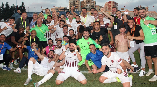 Hatayspor Süper Lig'e çıkmayı garantileyen ilk takım oldu!