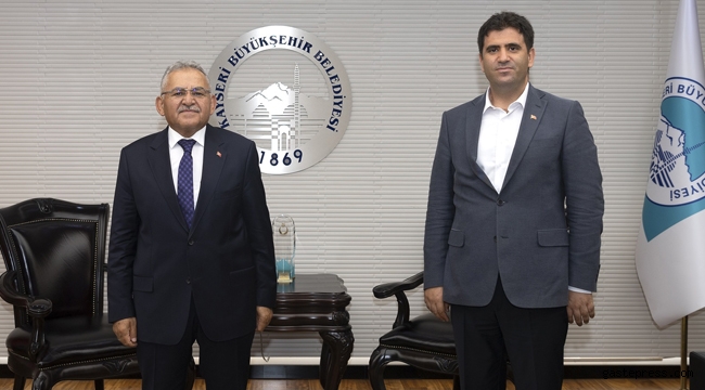 Kayseri'de Kütüphaneler ve Yayımlar Genel Müdürü'nden Memduh Başkana Zİyaret!