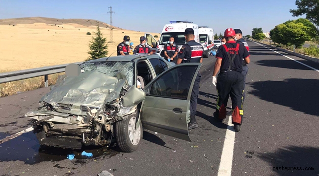 Kayseri'de, Polis memuru ile anne ve babası kazada öldü!