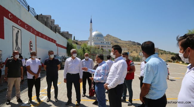 Kayseri Develi'de Hayırseverlerden Çocuklara Bayramlık Hediyesi!