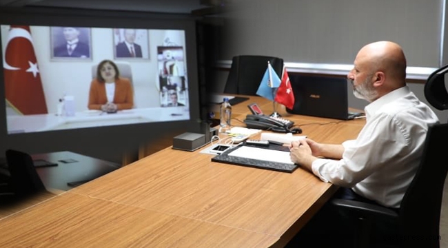 Kayseri Kocasinan'da Başkan Çolakbayrakdar, Telekonferans ile TBB Toplantısına Katıldı!