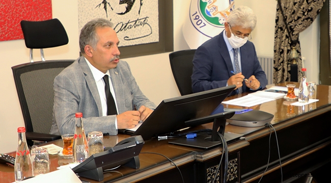 Kayseri Talas'da Başkan Mustafa Yalçın'a, vatandaştan; "Oy Vermedim Ama Helal Olsun, Takdir Ediyorum!”