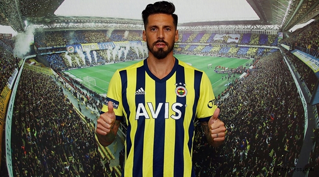 Arjantinli futbolcu Jose Sosa resmen Fenerbahçe'de!