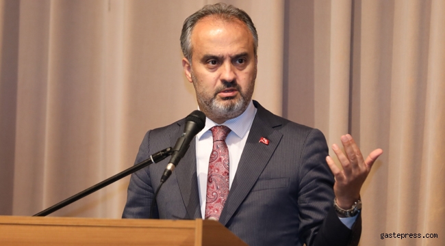 Bursa'da, Sahadaki personele maske-mesafe uyarısı verildi!