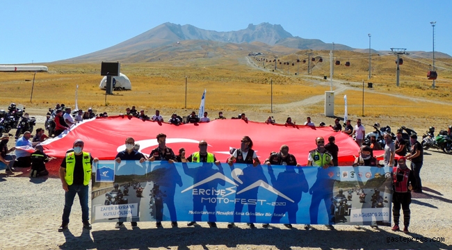 Erciyes Moto Fest Demir Atlıların Zafer Bayramı kutlaması ile yapıldı!