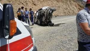 Hakkari'de feci kaza: Ölü ve yaralılar var!