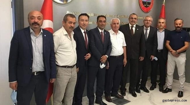 İYİ Parti Kayseri İl Yönetiminden Emekliler Derneğine Ziyaret!