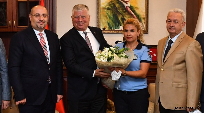 İzmir Zabıta Teşkilatı 64 yaşında!