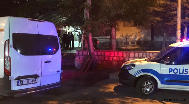 Kayseri'de, 3'üncü kattan düşen emekli öğretmen hayatını kaybetti!