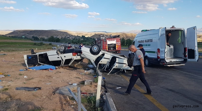 Kayseri'de iki otomobilin çarpıştığı kazada 1 kişi öldü, 9 kişi yaralandı!