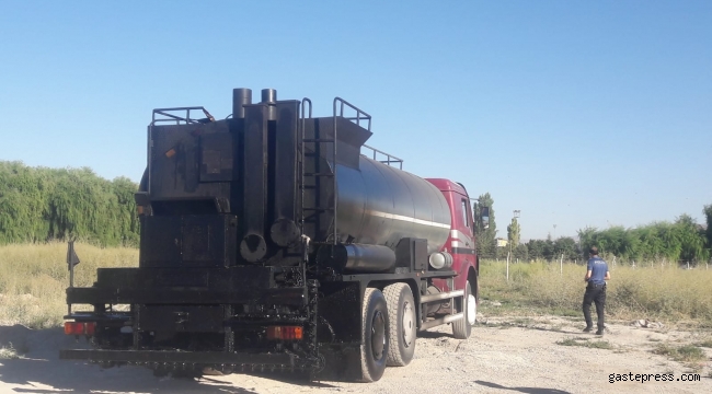 Kayseri'de zift yüklü tanker alev aldı: 1 yaralı!