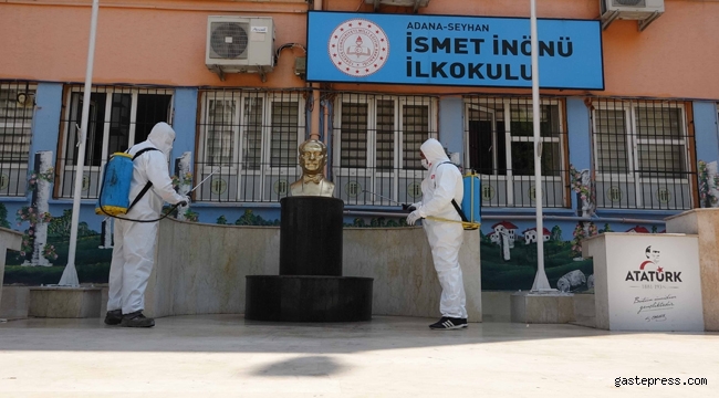 Adana Büyükşehir okullarda dezenfekte ve temizlik çalışması gerçekleştiriyor!