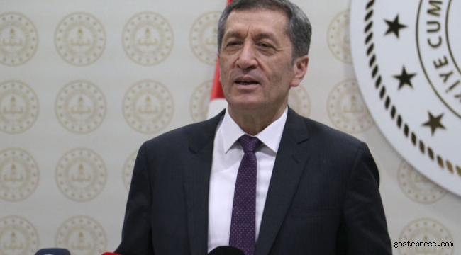 Bakan Selçuk: 1'inci sınıf öğrencilerimiz pazartesi günü okula başlıyor!