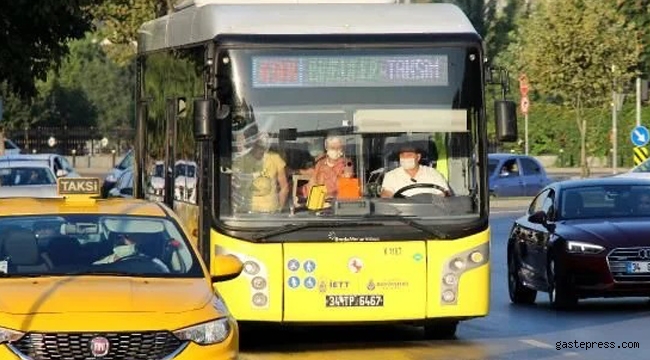 Erdoğan uyarmıştı ama İstanbul'da toplu ulaşımda sosyal mesafesiz ayakta yolculuk devam etti!