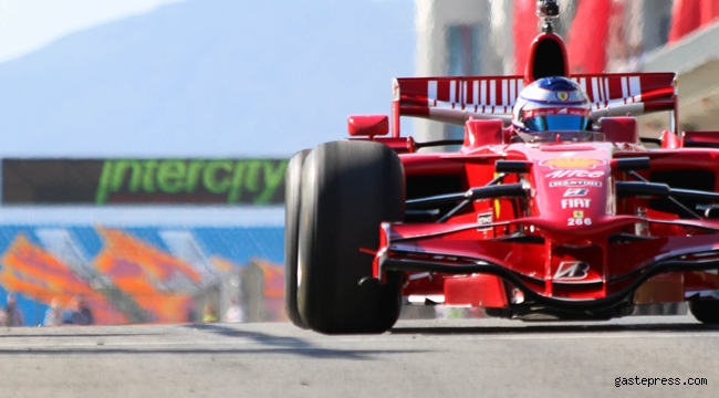 İstanbul'da yapılacak Formula 1 yarışı seyircili olacak!