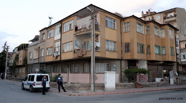 Kayseri'de 25 yaşındaki genç evinde ölü bulundu!