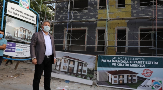 Kayseri Melikgazi Belediye Başkanı Mustafa Palancıoğlu,Fatma İmamoğlu Kuran kursu inşaat alanında incelemelerde bulundu…