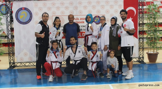 Kayseri Melikgazi Belediye Başkanı Palancıoğlu başarılı sporcuları tebrik etti