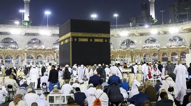 Suudi Arabistan umre ziyaretleri için kapılarını açıyor!