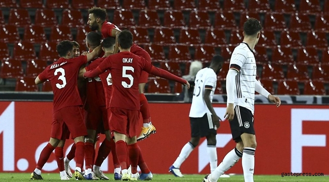 Almanya'da Türkiye maçı sonrası hüsran!
