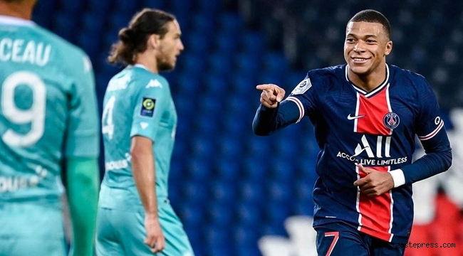 Fransa Ligue 1'de PSG, Angers'e gol oldu yağdı!
