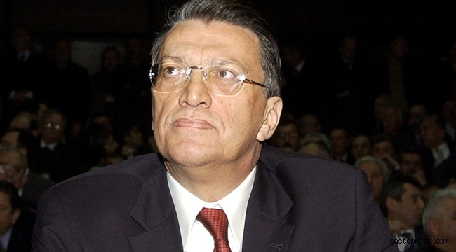 Mesut Yılmaz vefat etti!