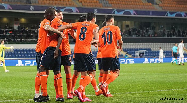 Başakşehir Şampiyonlar Ligi'ndeki ilk golünü ve ilk galibiyetin Manchester United'a karşı aldı!