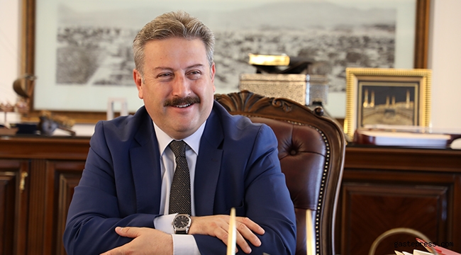 Kayseri Melikgazi Belediye Başkanı Mustafa Palancıoğlu, Prof. Dr. Mustafa Soylak'ı Tebrik Etti!
