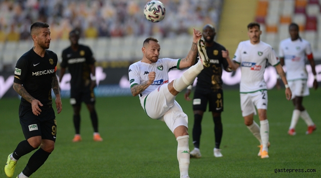 Yeni Malatyaspor, konuk ettiği Denizlispor'u puansız gönderdi!