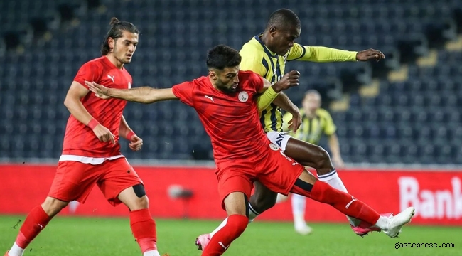 Ziraat Türkiye Kupası'nda, Sivas Belediyespor'u farklı geçen Fenerbahçe üst tura çıktı!