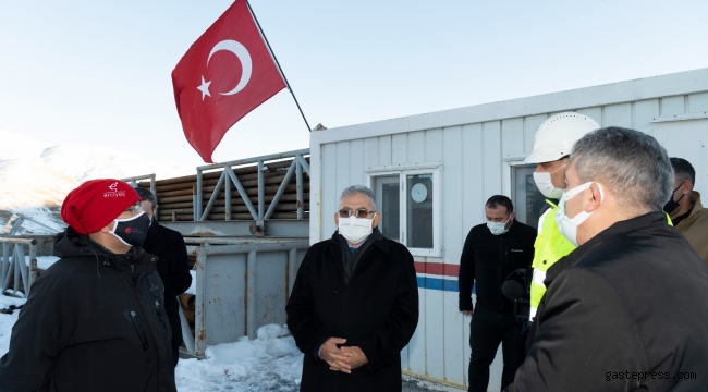 Başkan Büyükkılıç Erciyes'teki jeotermal sondaj çalışmalarını inceledi!