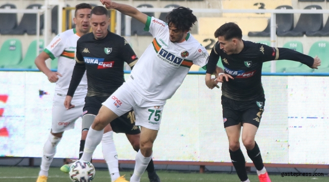 Denizlispor, lider Aytemiz Alanyaspor&#039;a beklenmeyen darbe vurdu!