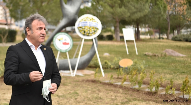 İzmir Bornova'da Türkan Bebek Bornova’da   adını taşıyan parkta anıldı!