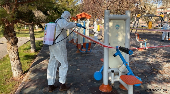 Kayseri Melikgazi'de Toplu Kullanım Alanları Dezenfekte Edilmeye Devam Ediyor!